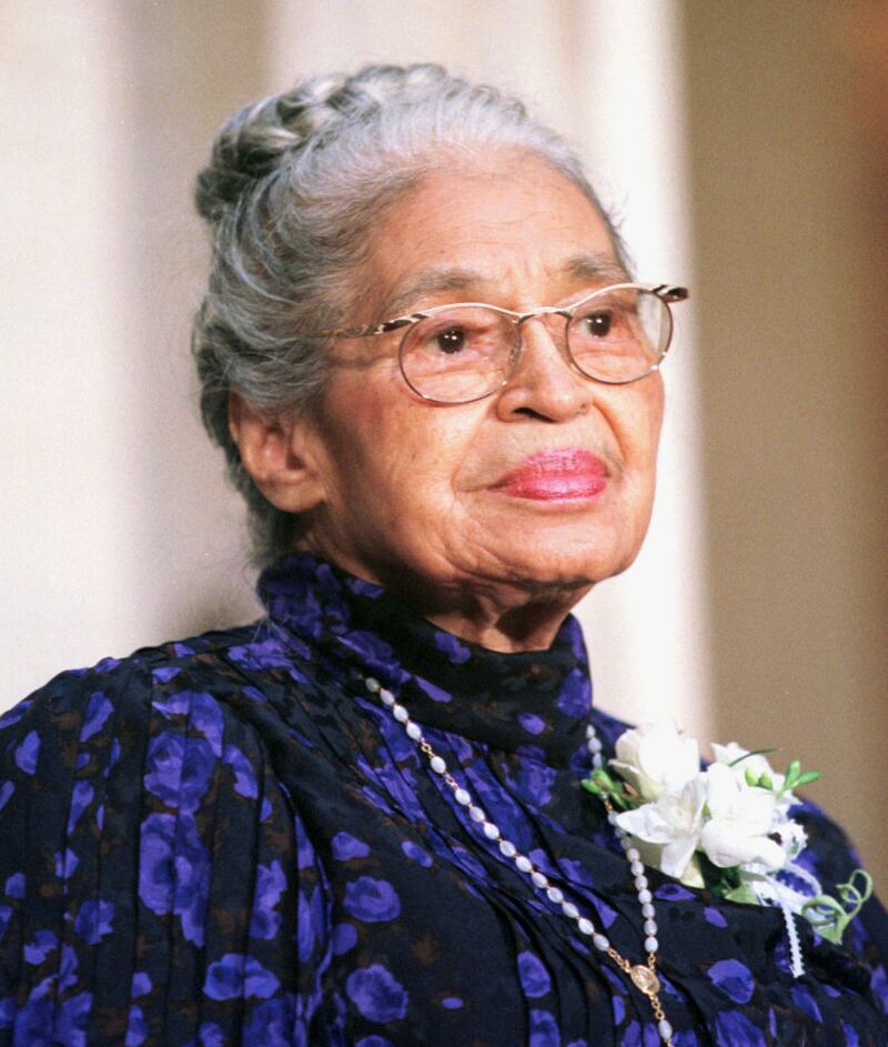 Civil rights leader Rosa Parks waits to receive the Congressional Gold Medal in Statuary Hall in the Capitol Building, Washington, DC, June 14, 1999.