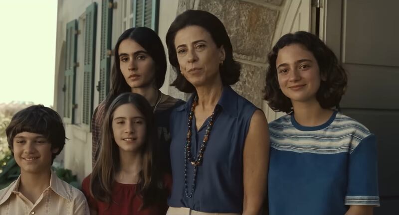 Guilherme Silveira, Cora Mora, Valentina Herszage, Fernanda Torres, and Bárbara Luz in 'I'm Still Here'