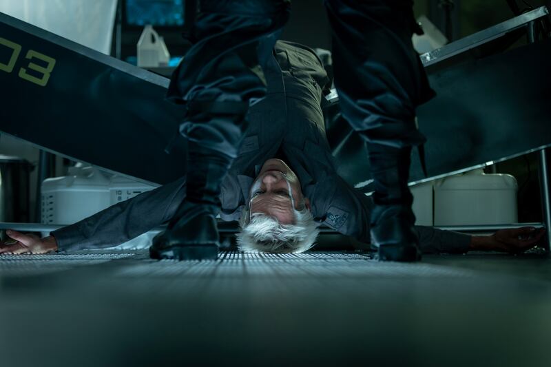 Timothy Olyphant as Kirsh.