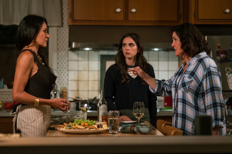 L-R: Simone Kessell as Lottie, Sarah Desjardins as Callie Sadecki and Melanie Lynskey as Shauna