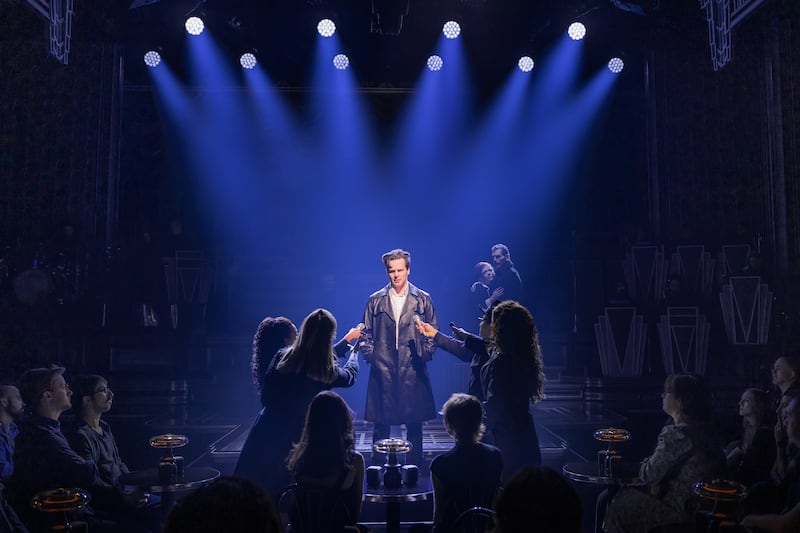 Jonathan Groff