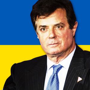 171030-nemtsova-manafort-crimes-tease_wsltu7