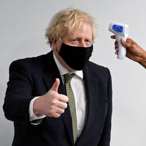 2021-01-04T121443Z_393131294_RC201L9RJT3X_RTRMADP_3_HEALTH-CORONAVIRUS-BRITAIN-HANCOCK_urazug
