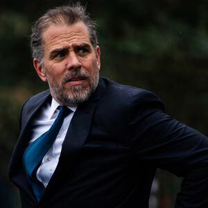 221125-hunter-biden-hero_sdzs1j