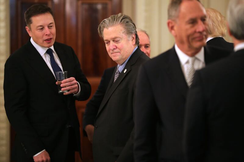 https://x.com/Bannons_WarRoom/status/1898045602631434480?ref_src=twsrc%5Etfw%7Ctwcamp%5Etweetembed%7Ctwterm%5E1898045602631434480%7Ctwgr%5Edbefd8823d8eb0b0fb46e8a01aa3cd9b6bf2bf05%7Ctwcon%5Es1_&ref_url=https%3A%2F%2Fwww.thedailybeast.com%2Fsteve-bannon-warns-dems-will-pounce-if-doge-fails-to-find-1t-in-waste%2F