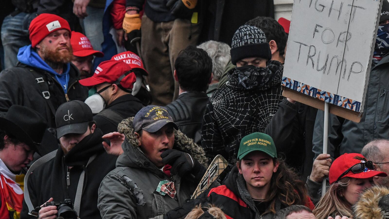 2021-01-29T224544Z_207511948_RC2YHL9BEI5O_RTRMADP_3_USA-ELECTION-PROTESTS_zs5ban