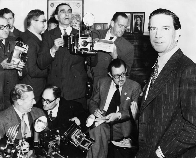 articles/2017/05/06/the-russian-mole-and-the-fight-for-the-promised-land/170505-hines-philby-embed_wtarz9