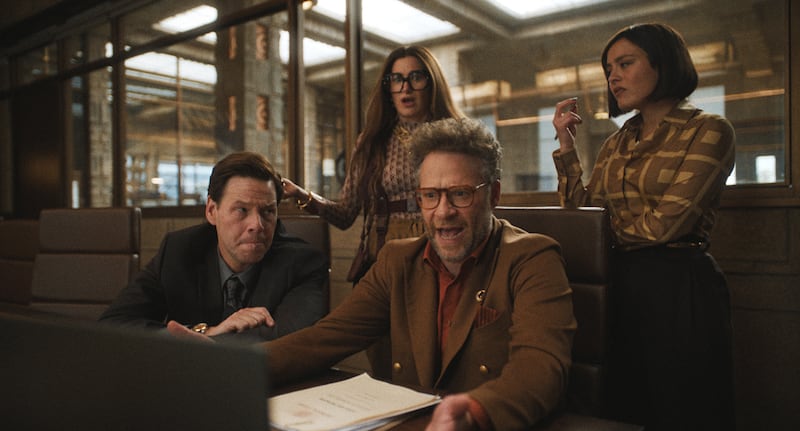 Ike Barinholtz, Kathryn Hahn, Chase Sui Wonders, and Seth Rogen in The Studio.