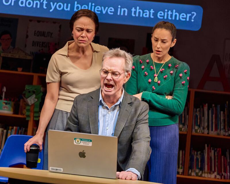Amber Gray, Chelsea Yakura-Kurtz, and Bill Irwin
