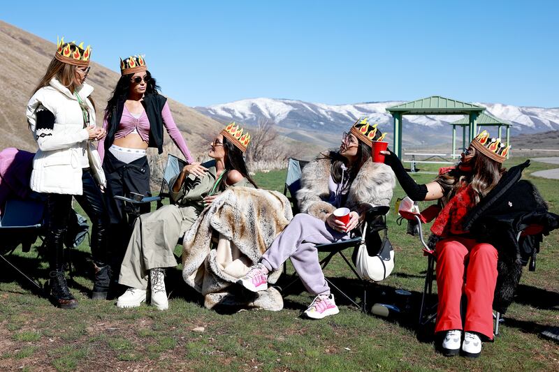 Britani Bateman, Meili Workman, Lisa Barlow, Angie Katsanevas and Mary Cosby