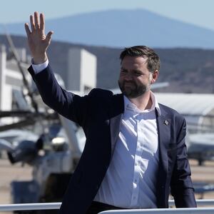 SAN DIEGO, CA - OCTOBER 19:  US Vice President JD Vance, second lady Usha Vance and one their children board Air Force Two at Marine Corps Air Station Miramar on October 19, 2025 in San Diego, California. Vice President Vance and his family were in Southern California to attend the 250th anniversary celebration of the Marine Corps at Camp Pendleton, near San Diego. (Photo by Oliver Contreras-Pool/Getty Images)