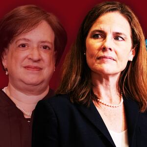 Elena Kagan, Amy Coney Barrett photo illustration