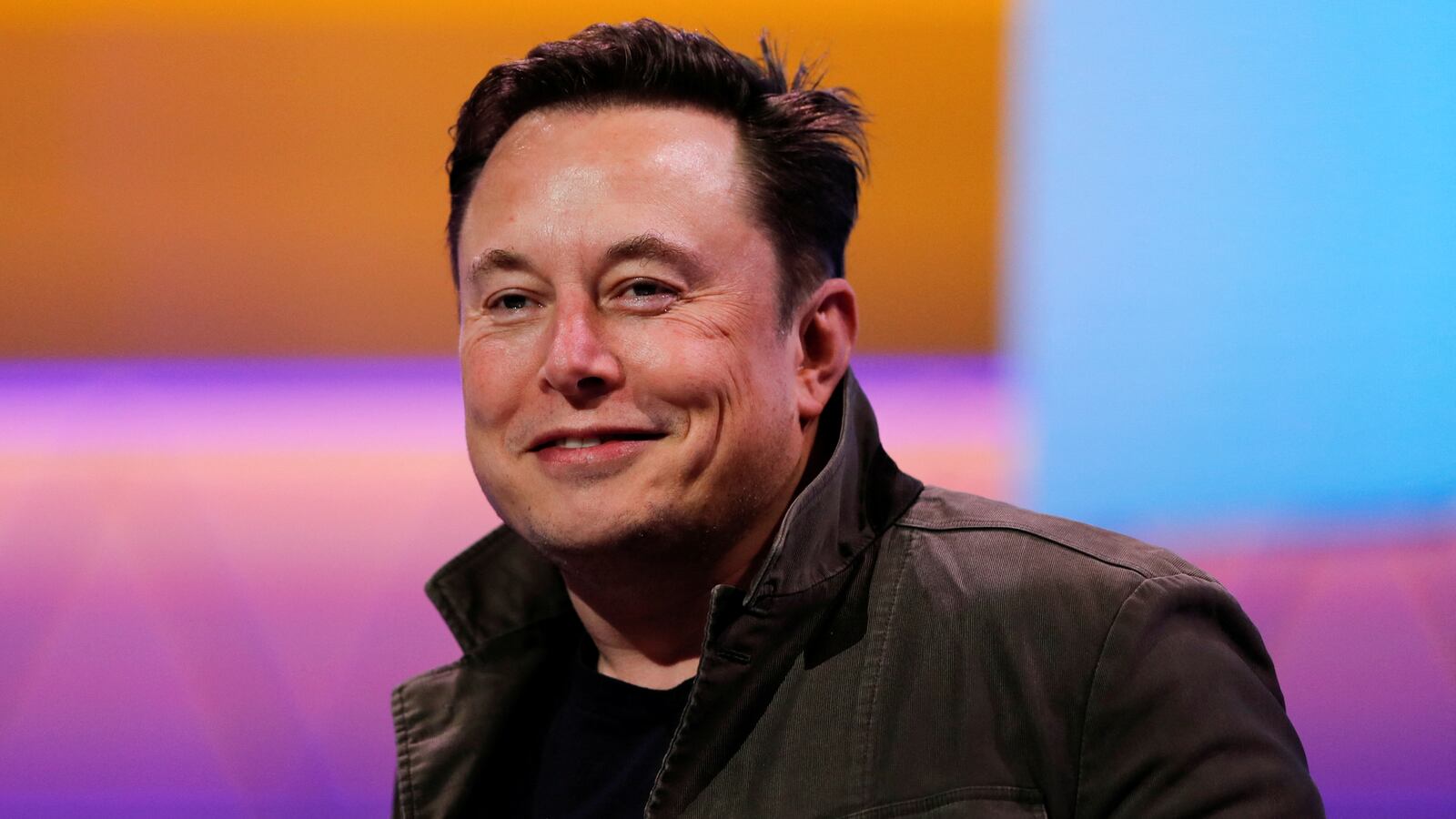 2022-10-06T193655Z_313328614_RC2UVW9M84Q1_RTRMADP_3_TWITTER-M-A-MUSK-STAY_lk7hwl