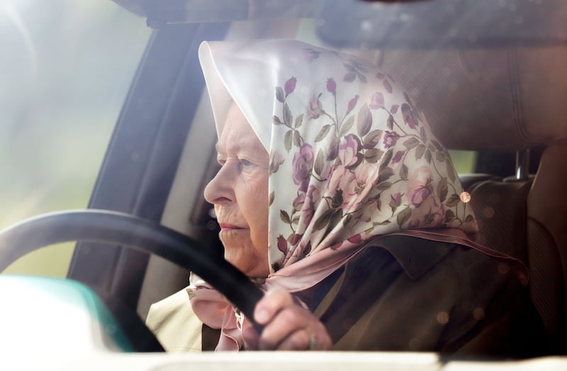 211022-qeii-life-photos-embed-20190510_wnsqct