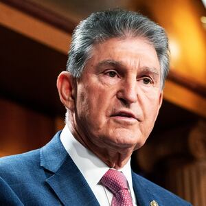 211220-Perano-Manchin-congressional-Dem-tease_krwcab