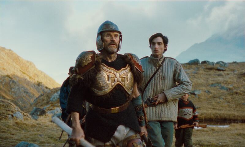 Willem Dafoe, Finn Wolfhard
