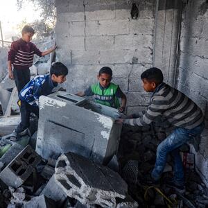 Palestinian children in Rafah.