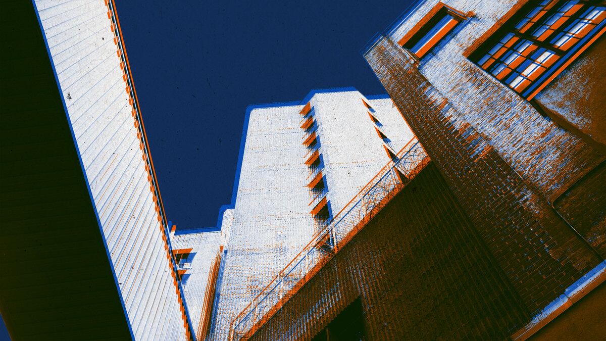 210526-manhattan-brooklyn-detention-center-hero_jwkbxw