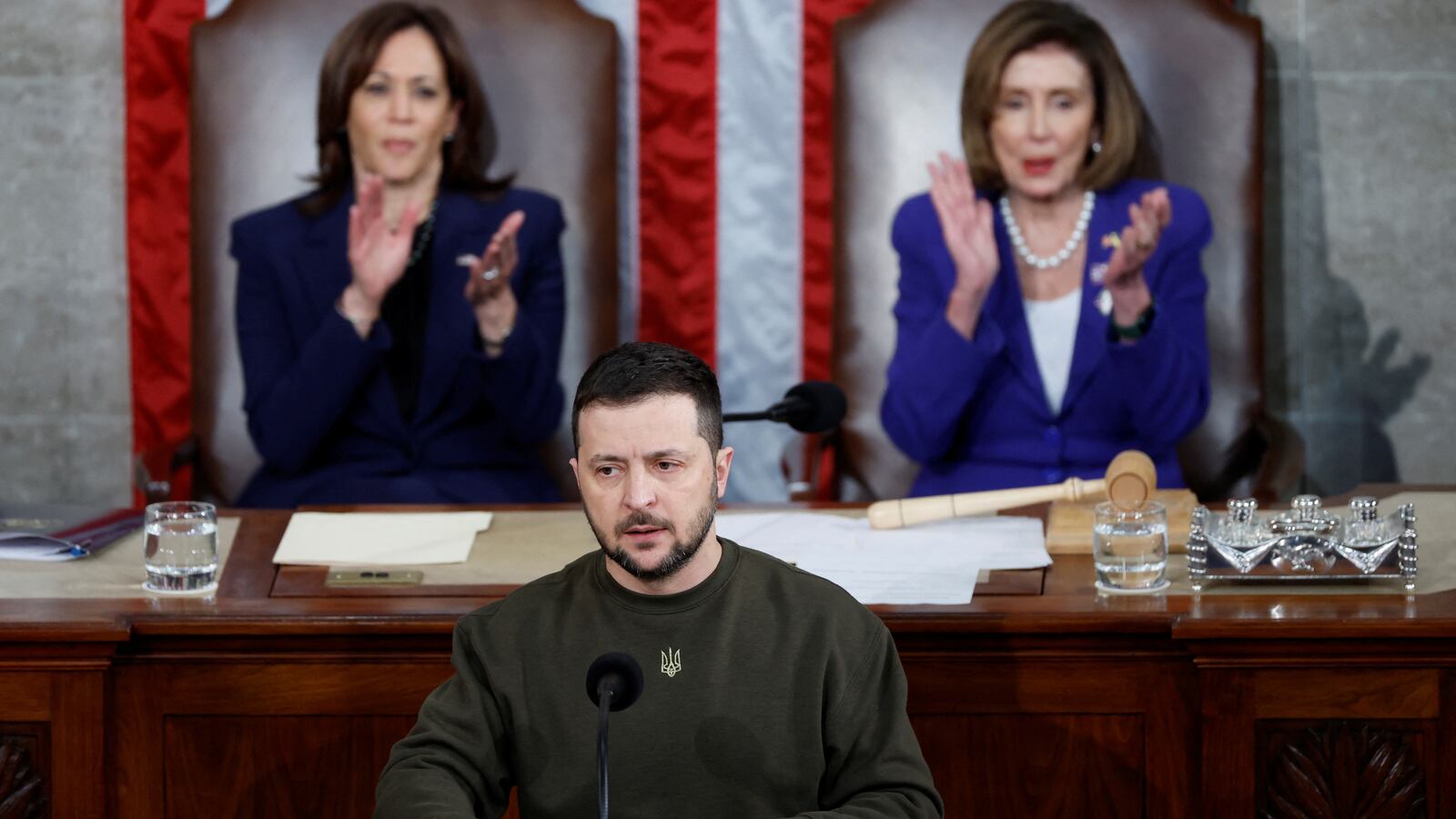 2022-12-22T004920Z_1518179258_RC2HAY9P37FH_RTRMADP_3_UKRAINE-CRISIS-USA-ZELENSKIY_p7tlig