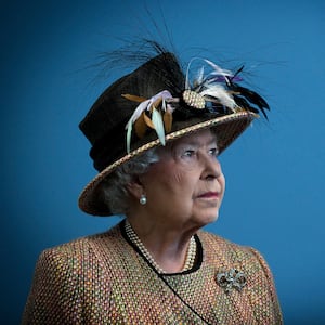 220908-queen-express-hero_ldpafb