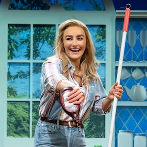 Betsy Wolfe