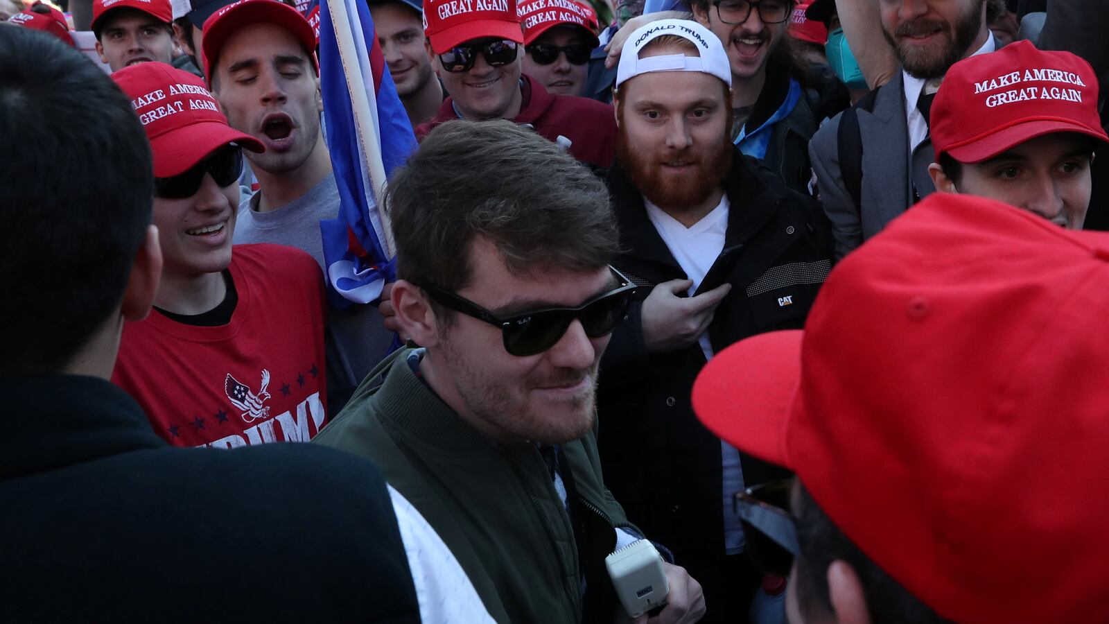 2021-07-02T173516Z_328559240_RC253K9I8ZZZ_RTRMADP_3_USA-POLITICS-FUENTES_ddevnj