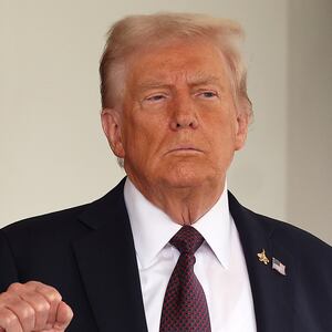 Donald Trump has threatened states who defy him over his plans to deploy the National Guard.