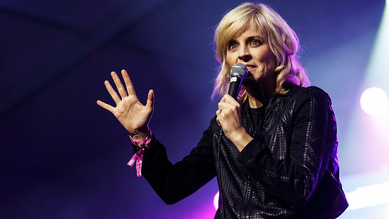 2000127-Wilstein-Maria-Bamford-Louis-C.K.-tease_cljwcm