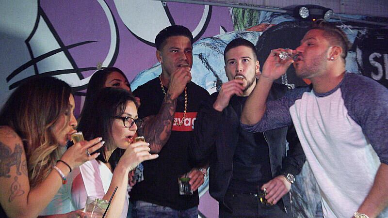Nicole, Jenni, Deena, Pauly, Vinny and Ronnie take a shot in "Jersey Shore: Family Vacation