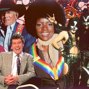 Sylvester Stalone, Gloria Gaynor, KISS, Michael Crawford, and George Strait, with a Kennedy Center Honors necklace