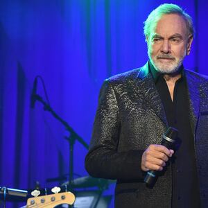 180123-basu-neil-diamond-hero_ee2mmx