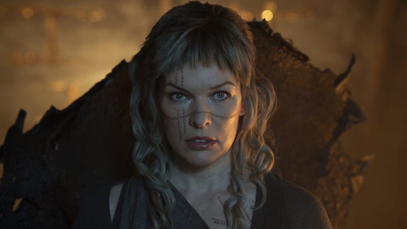 Milla Jovovich.