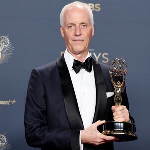 LOS ANGELES, CALIFORNIA - SEPTEMBER 14: Dan Gilroy, winner of Outstanding Writing for a Drama Series for "Andor,"  poses in the press room during the 77th Primetime Emmy Awards at Peacock Theater on September 14, 2025 in Los Angeles, California.  (Photo by Amy Sussman/Getty Images)