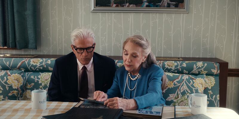 Ted Danson and Jody Jaress in A Man on the Inside