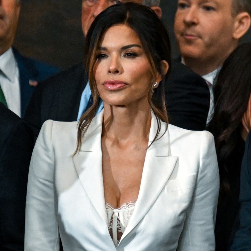 From left, Mark Zuckerberg, Lauren Sanchez, Jeff Bezos and Sundar Pichai arrive before the inauguration of Donald Trump as the 47th president of the United States takes place inside the Capitol Rotunda of the U.S. Capitol building in Washington, D.C., Monday, January 20, 2025. It is the 60th U.S. presidential inauguration and the second non-consecutive inauguration of Trump as U.S. president. Kenny Holston/Pool via REUTERS