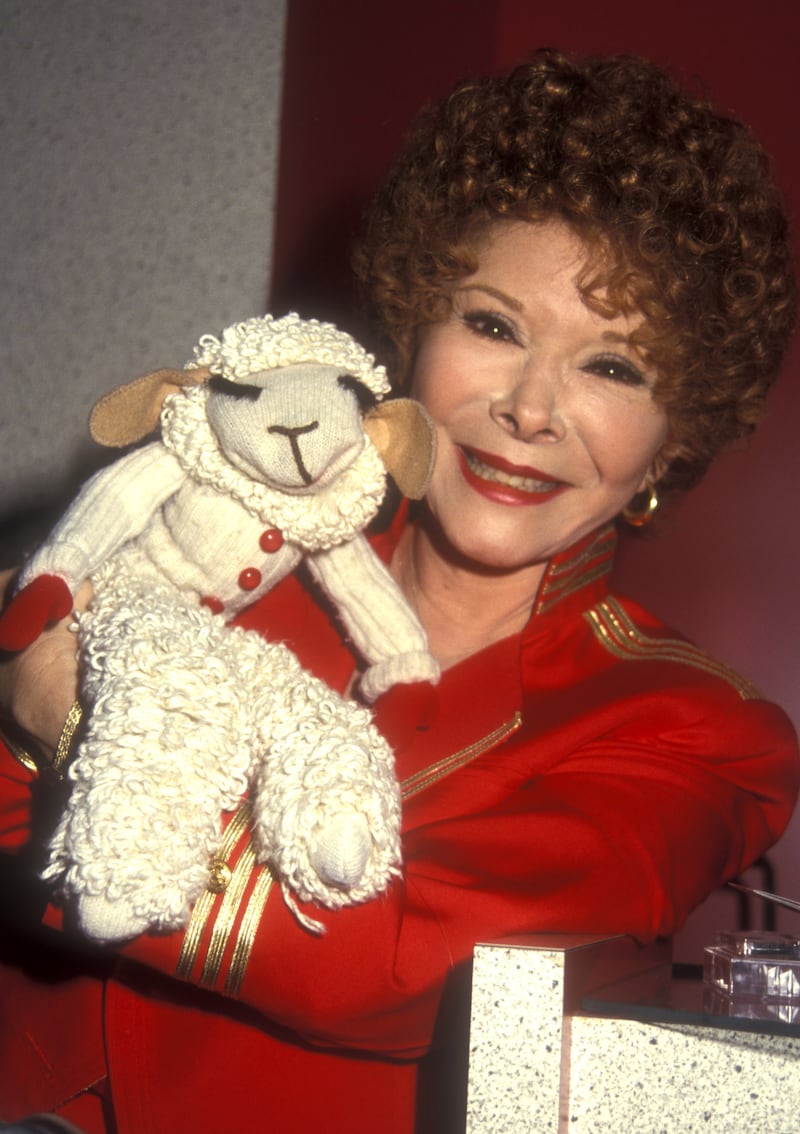 Sherry Lewis and Lamb Chop during the 1993 VSDA Convention