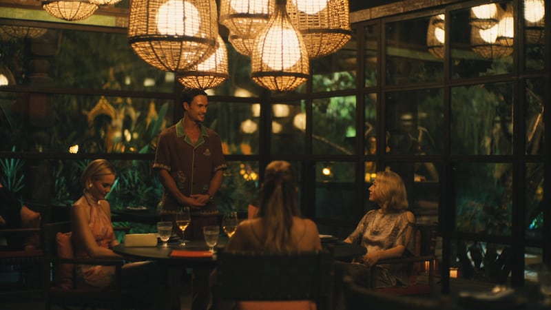 Leslie Bibb, Arnas Fedaravicius, Carrie Coon, and Michelle Monaghan