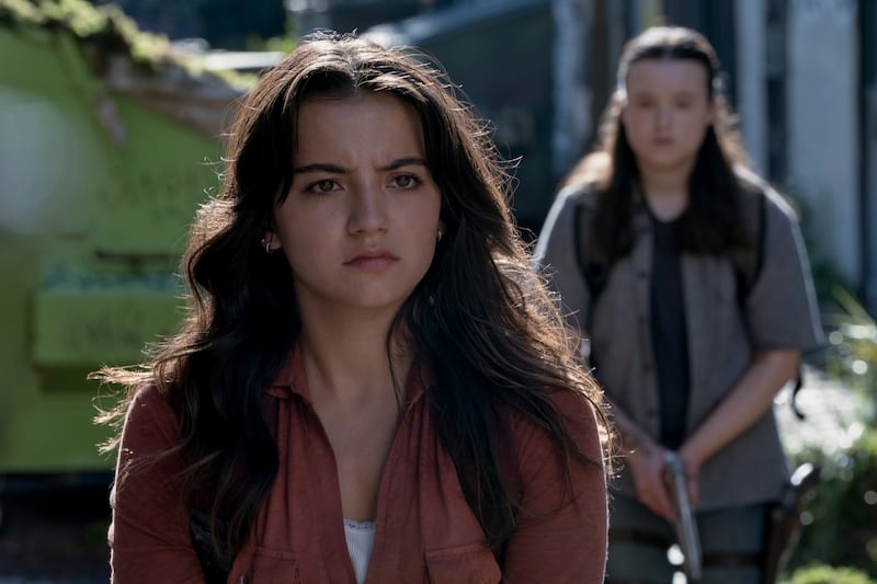 Isabela Merced and Bella Ramsey
