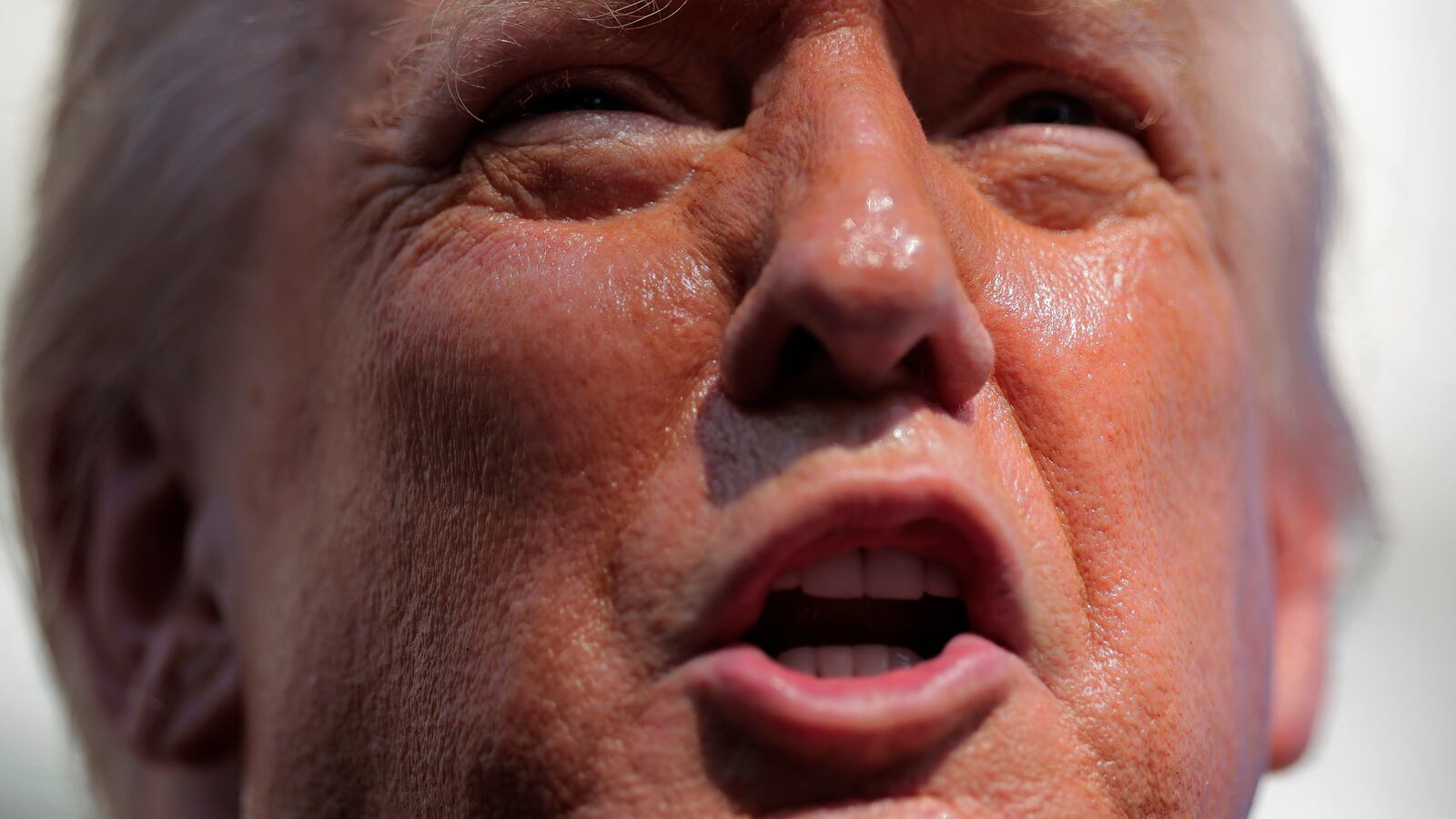 WASHINGTON, DC - JULY 24: U.S. President Donald Trump talks to reporters after touring the Federal Reserve’s $2.5 billion headquarters renovation project on July 24, 2025 in Washington, DC. The Trump administration has been critical of the cost of the renovation and Federal Reserve Chairman Jerome Powell. (Photo by Chip Somodevilla/Getty Images)