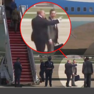 Trump strands Mike Waltz on the tarmac before ousting him from his job.